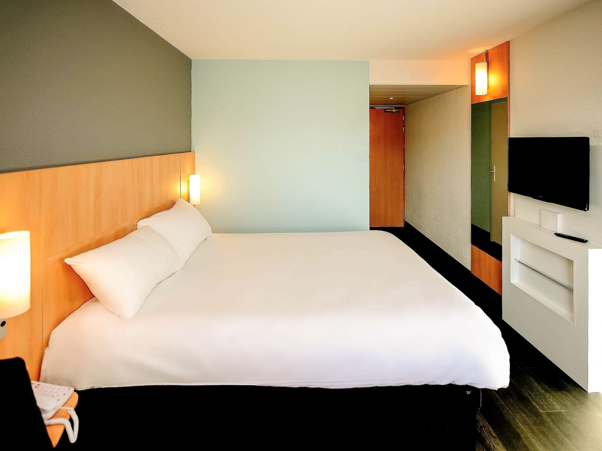 Ibis Lyon Est Beynost A42 in BEYNOST FRANCE