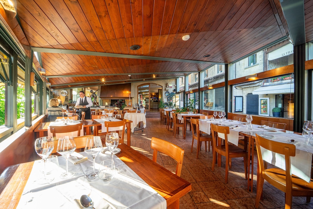 Hotel Cesare 35/50