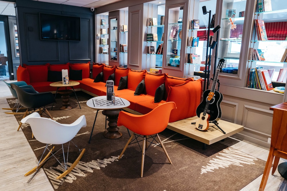 Ibis Quimper 61/70