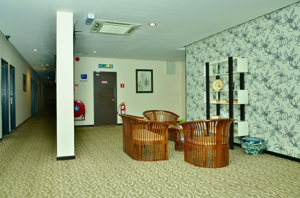 Swan Garden Hotel 9/63
