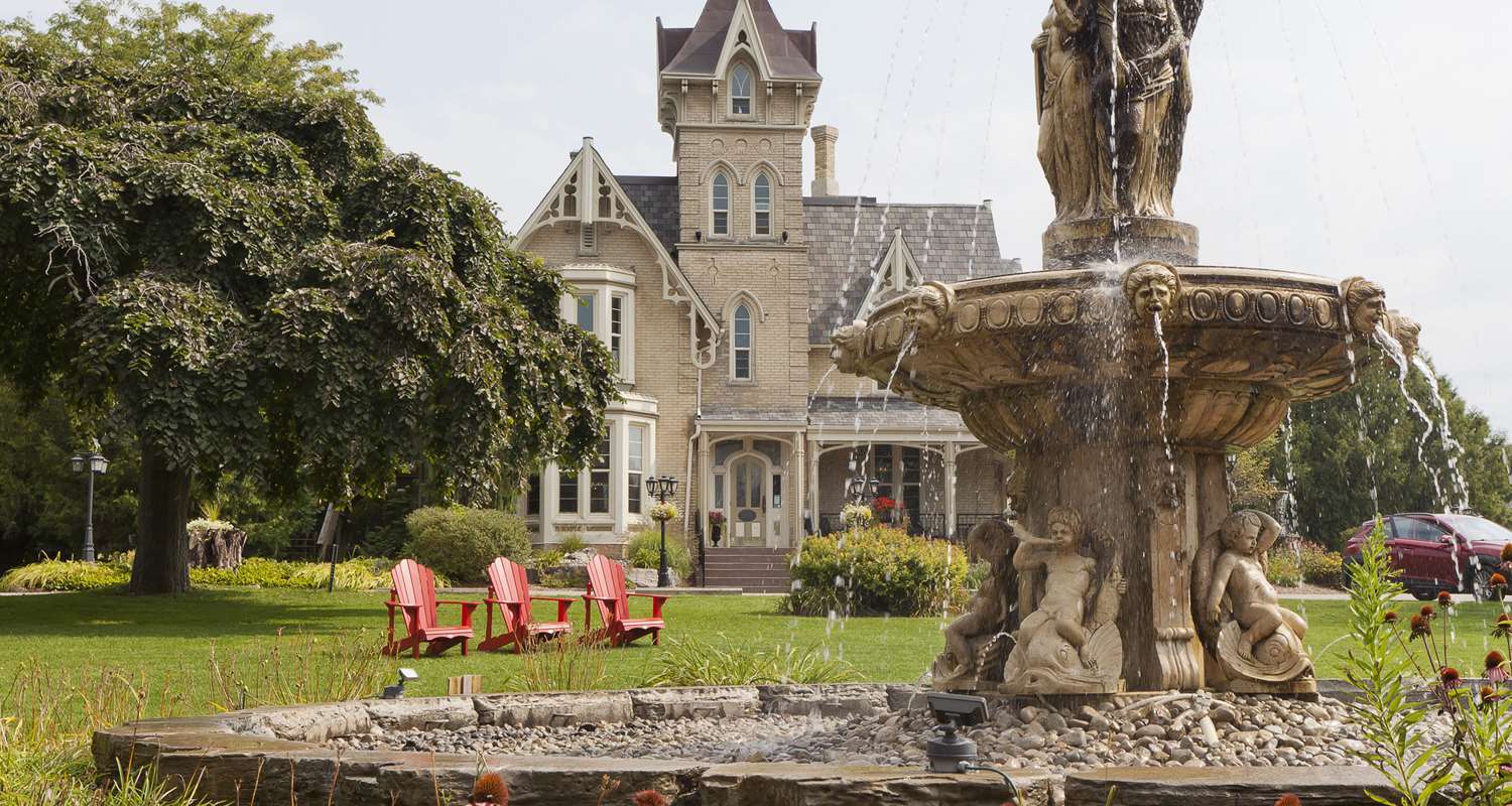 Elm Hurst Inn & Spa, WorldHotels Crafted 28/30