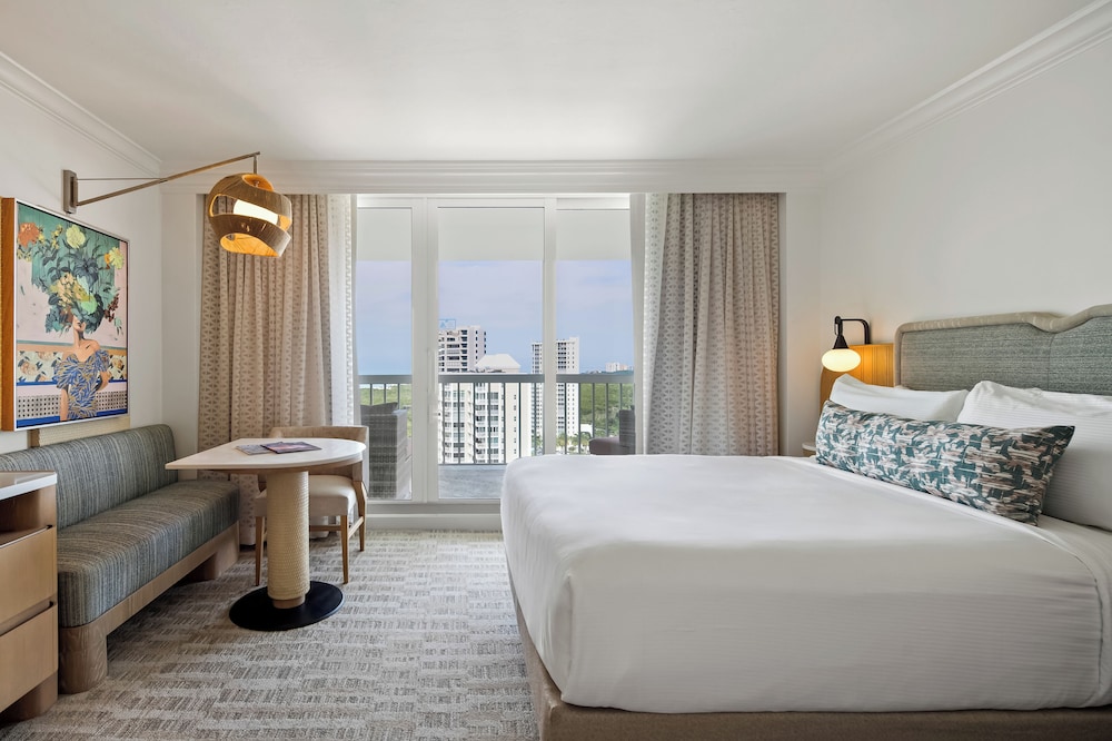 Room, King Bed, Gulf View