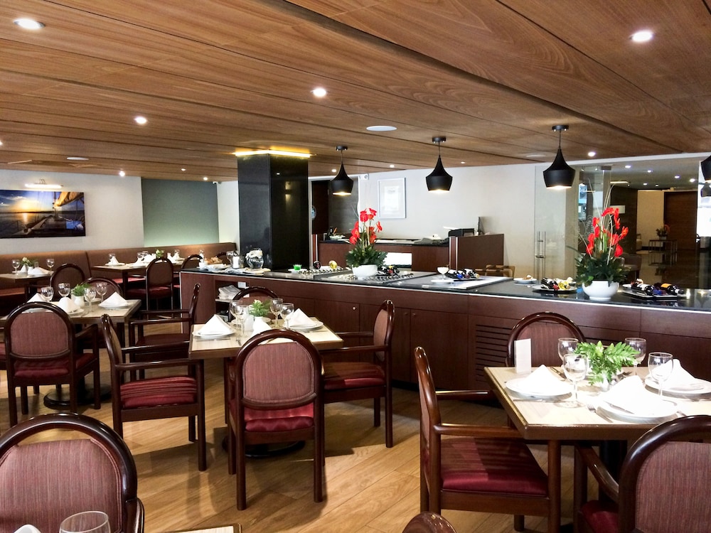 restaurant-cafeteria