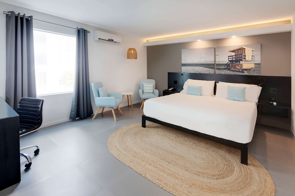 MB Hotel, Trademark Collection by Wyndham 26/72