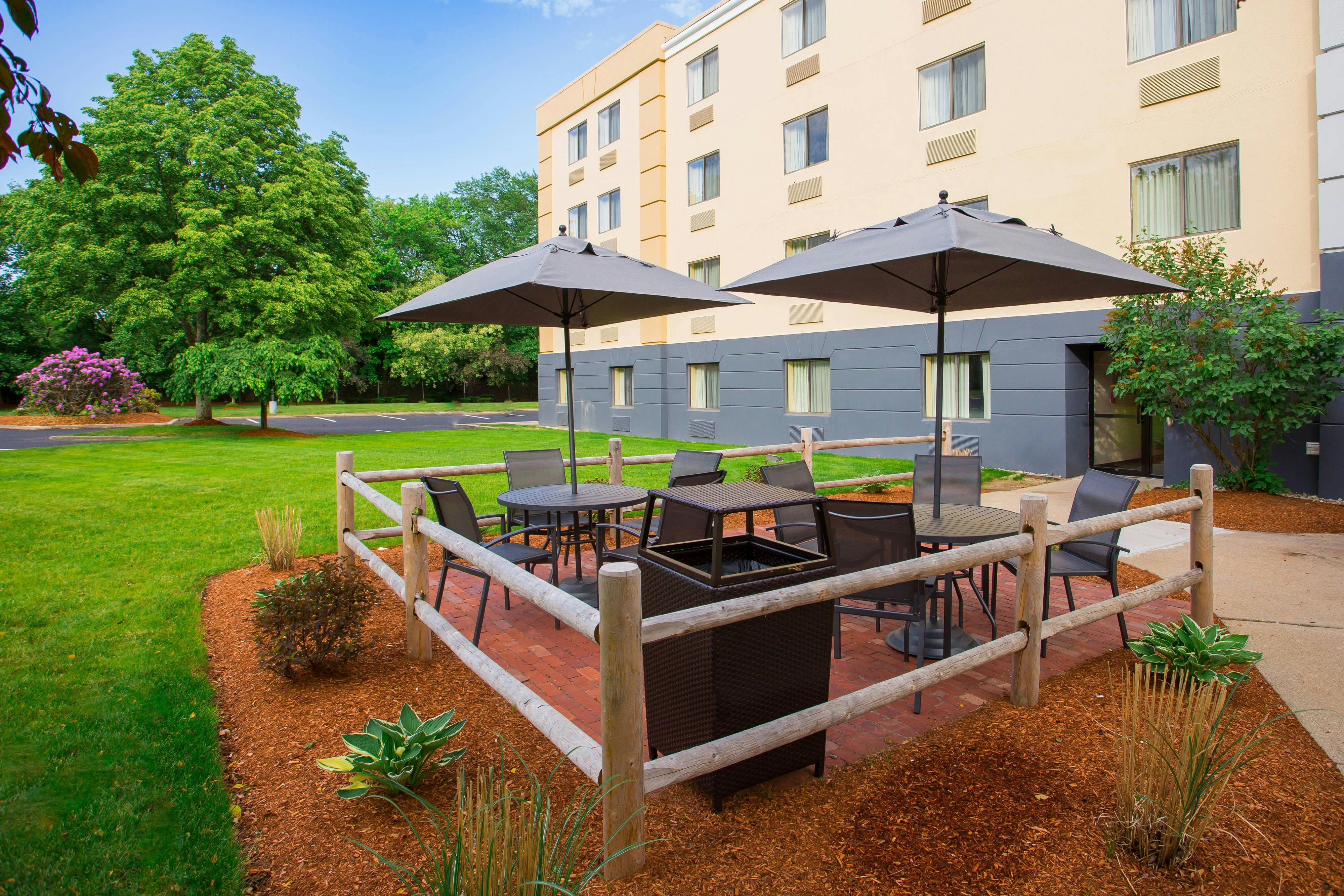 Fairfield Inn Suites Raynham Middleborough Plymouth 22/23