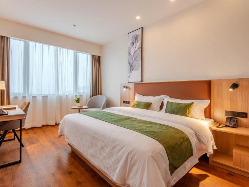 GreenTree Inn Hefei Changjiang West Road Zhenxing Road Subway Station Jiaqiao Yueshan International 6/27