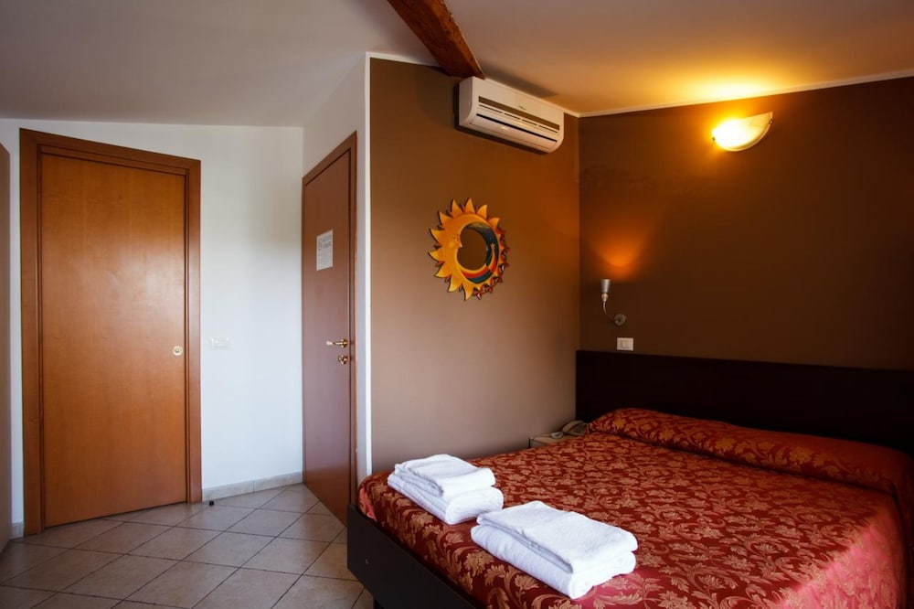 Bed Bed In Milano 10/61