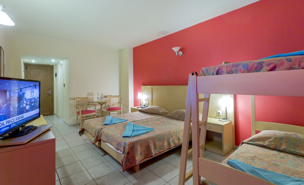 Dessole Malia Beach 5/32