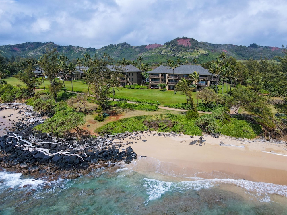 Castle Kaha Lani Resort 71/76