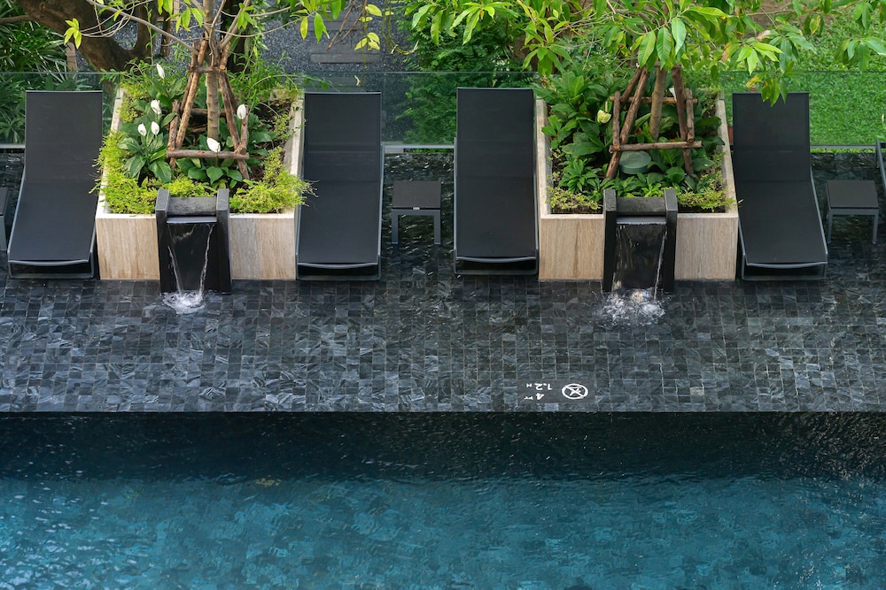 Gardina Asoke Hotel & Residence 44/49