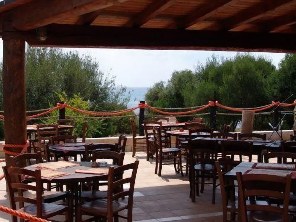 Villaggio Porto Corallo 24/50