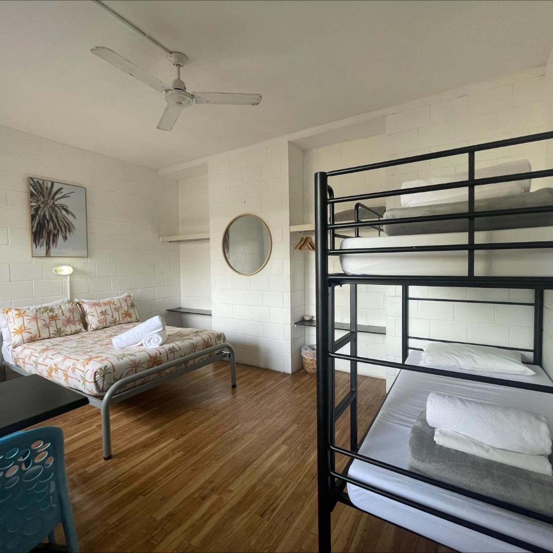YHA Coolangatta Gold Coast 19/44