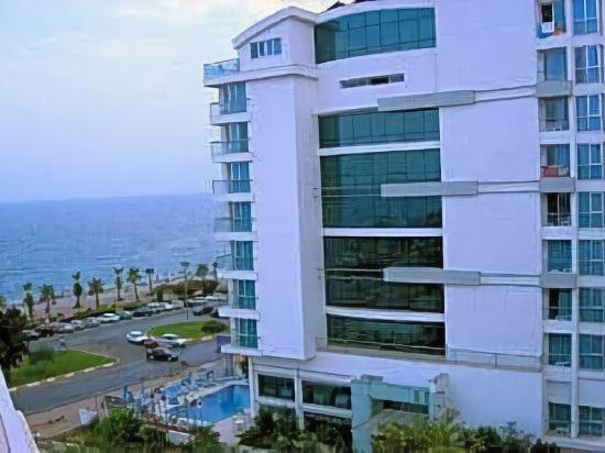 PERLA MARE HOTEL 2/19