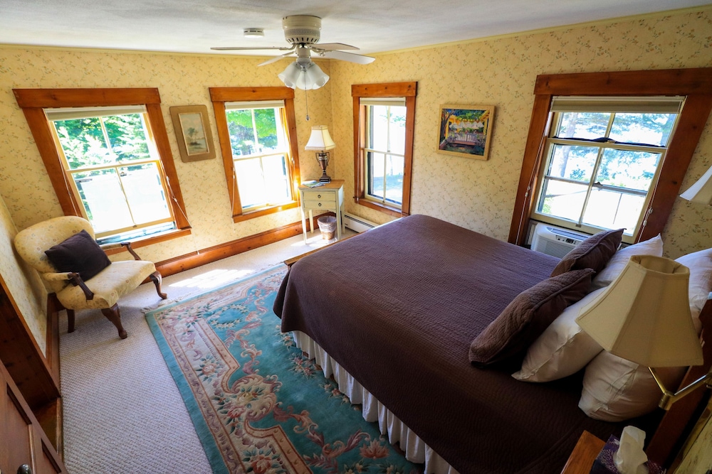 Follansbee Inn 43/72