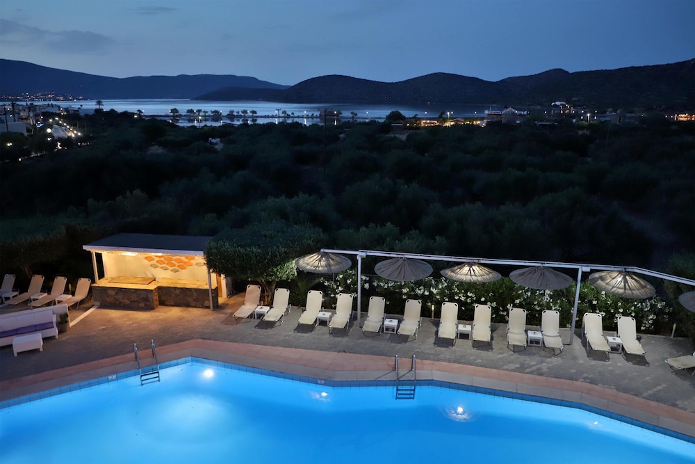 Elounda Krini Hotel by GHH 11/79