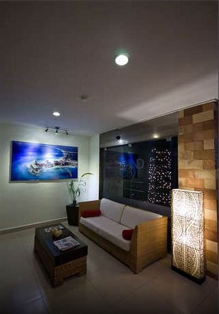 Grand City Hotel 25/49