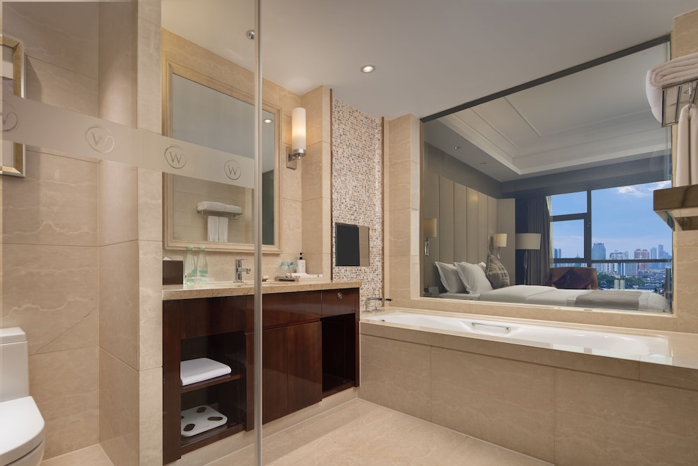CITY, DOUBLE BED