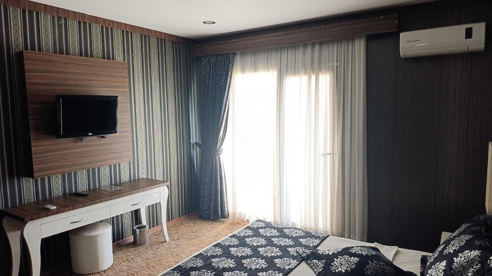 Elitium Thermal Hotel & Spa 38/50