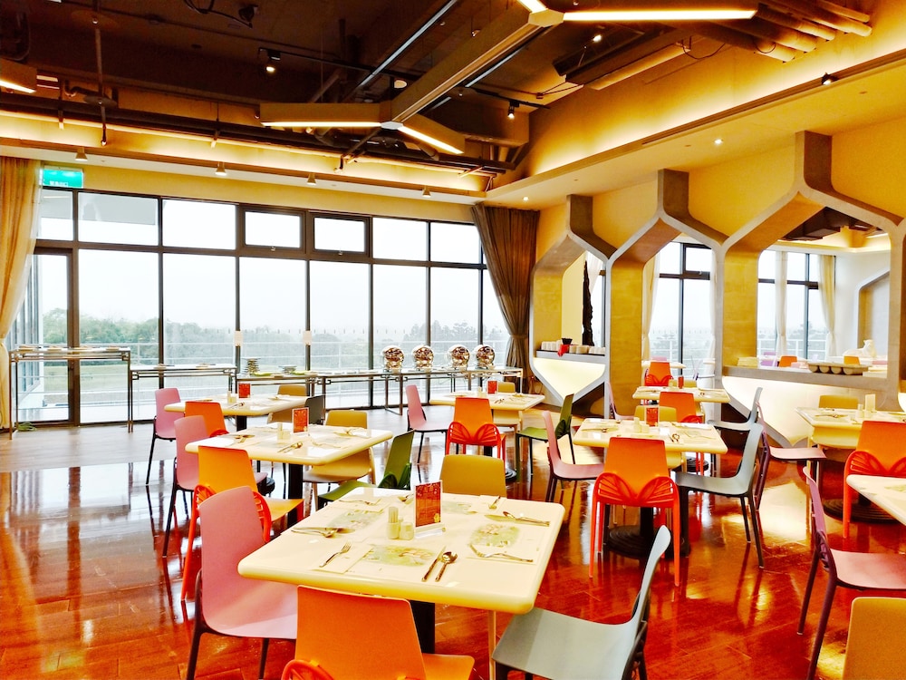 South Garden Hotels And Resorts 50/64