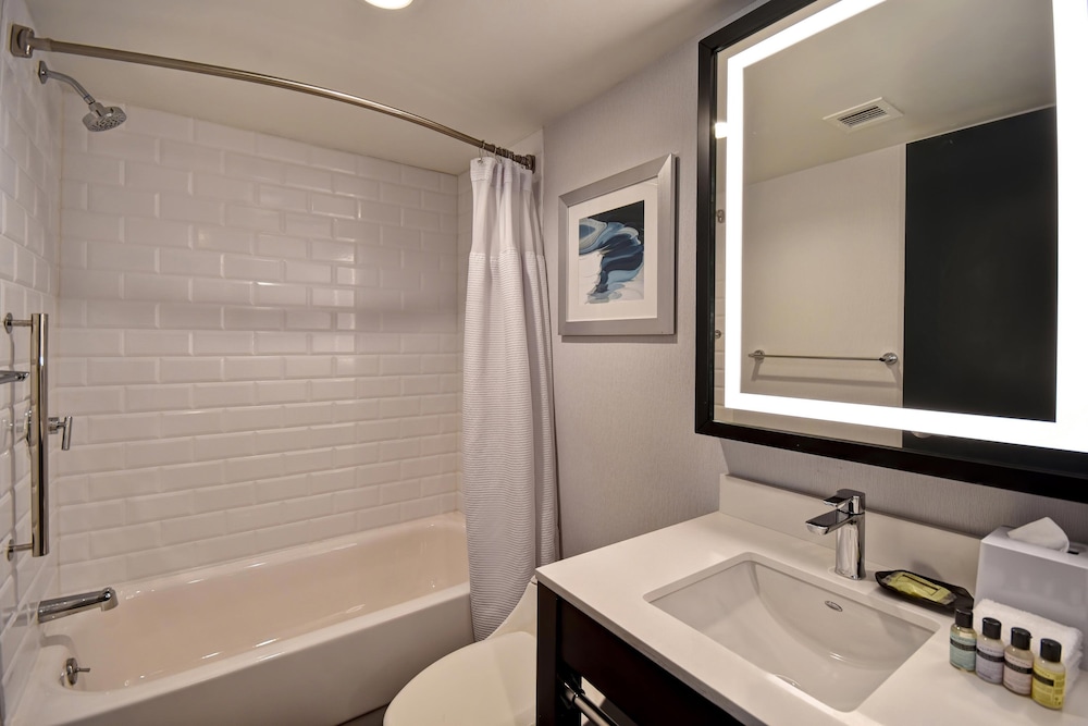 Four Points By Sheraton Boston Newton 14/47