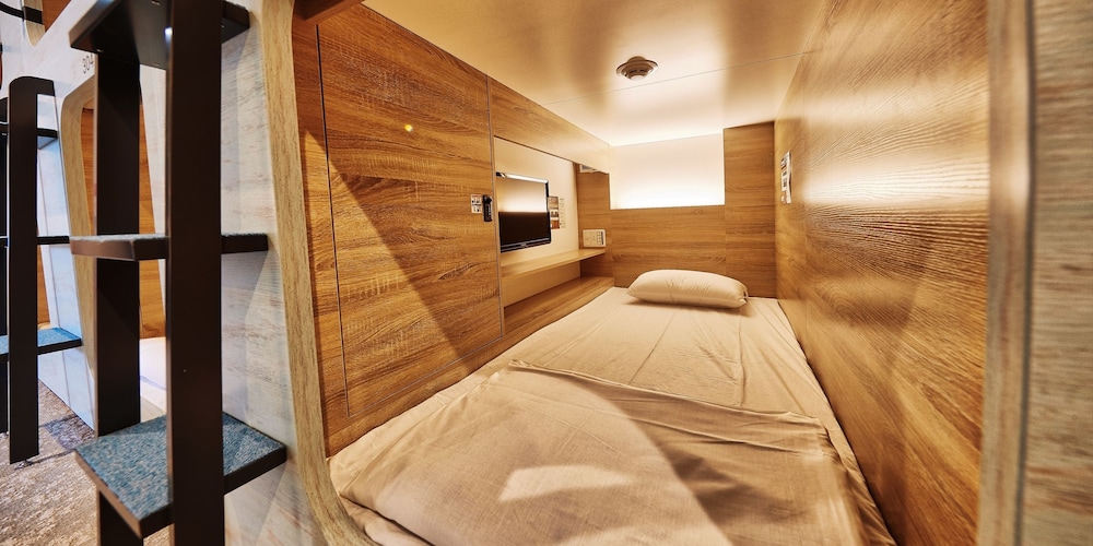 CABIN & HOTEL ReTIME 28/50