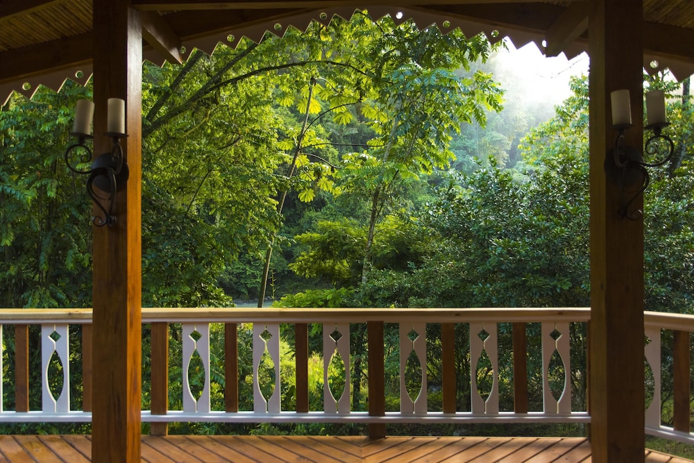 Pacuare Lodge 11/65