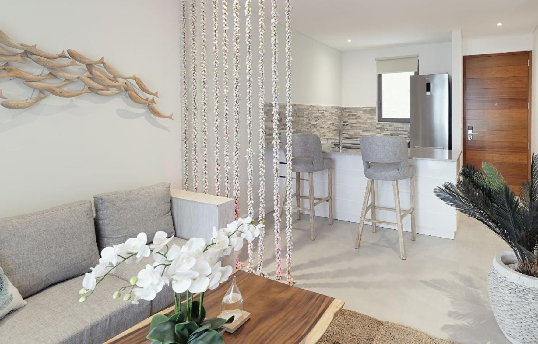 AQUA Boutique Hotel 50/50