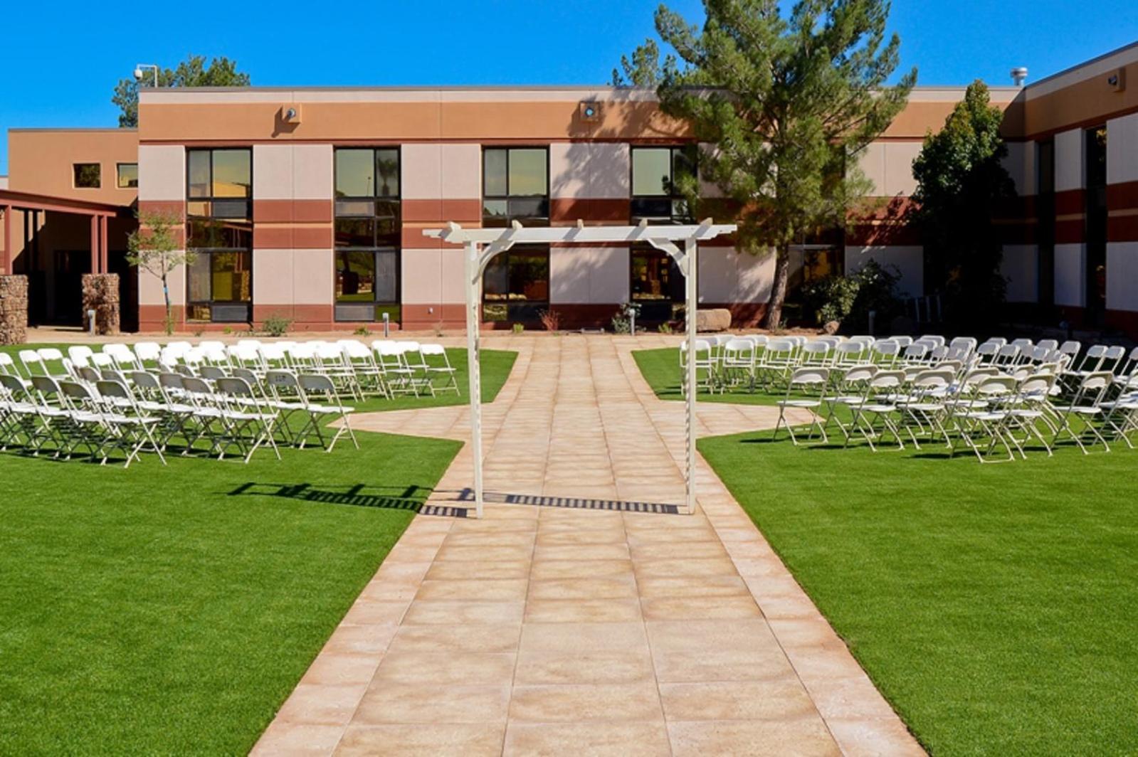 Apache Gold Resort Hotel & Casino 38/50