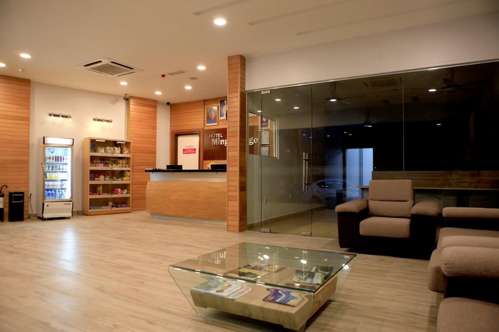 Ming Paragon Hotel 35/42