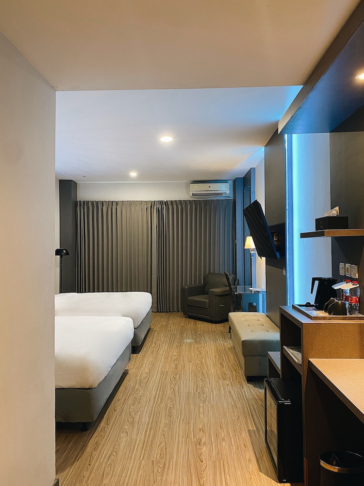 Paradise Hotel Tarakan 26/65