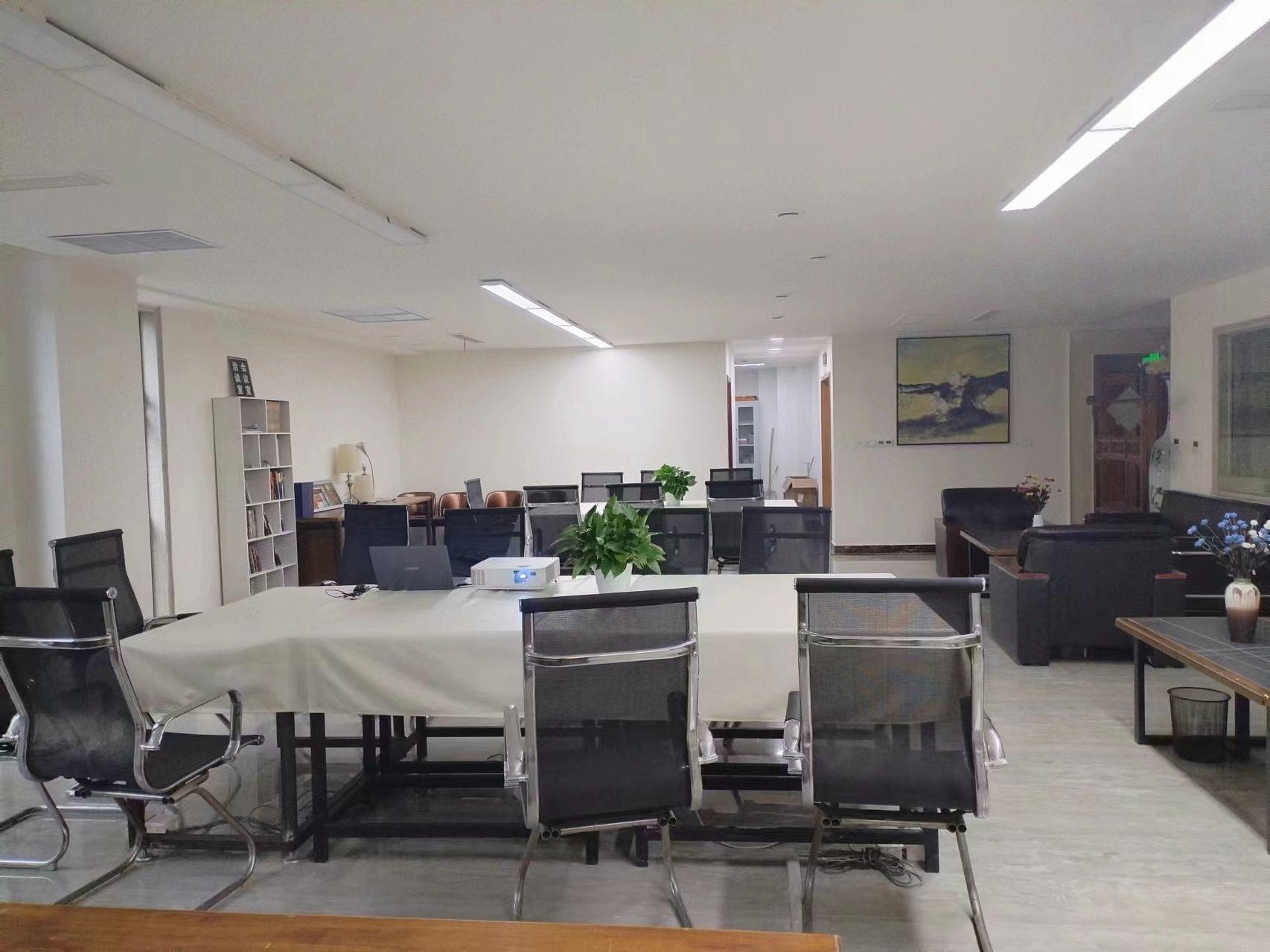 Vienna Hotel Chongqing Creative Park Shangwan Road Subway Station 18/23