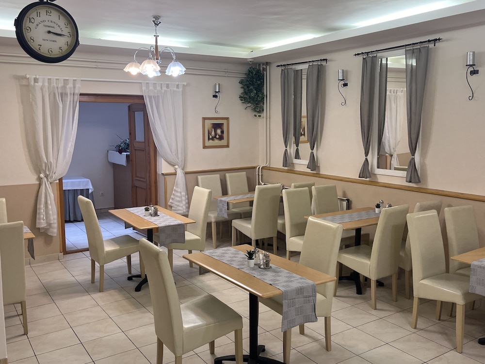 Hotel Papillon 49/50