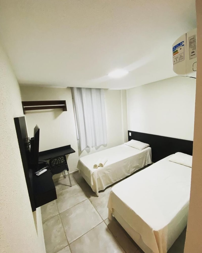 Rota 232 Hotel 11/25