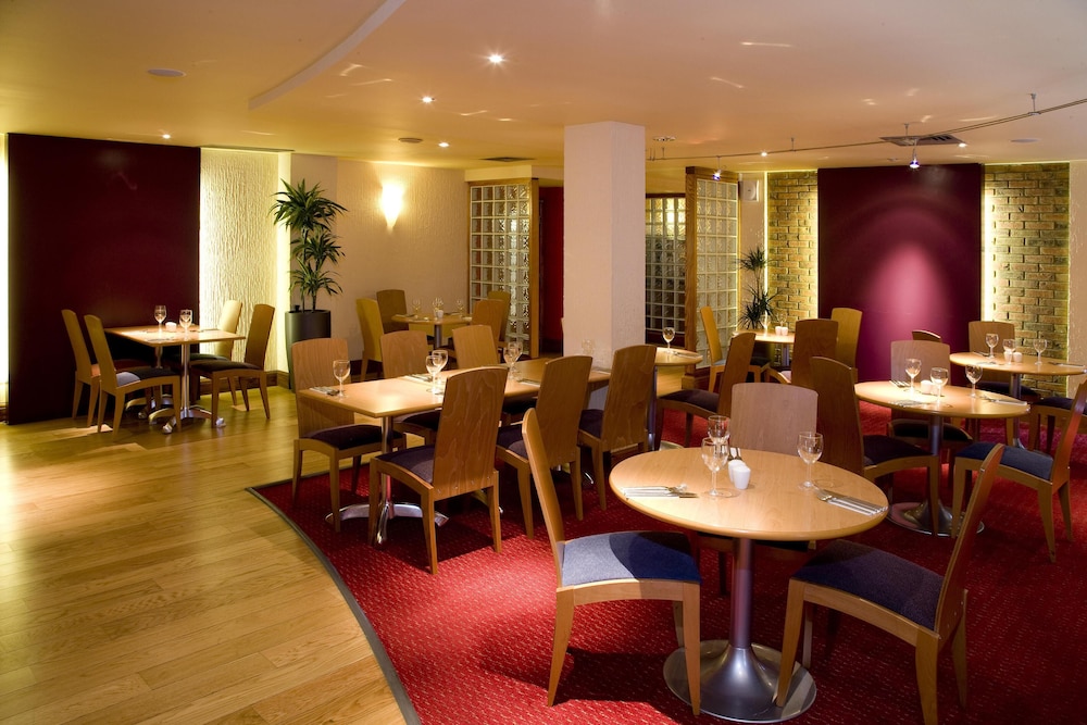 Premier Inn London Kew Bridge 35/51