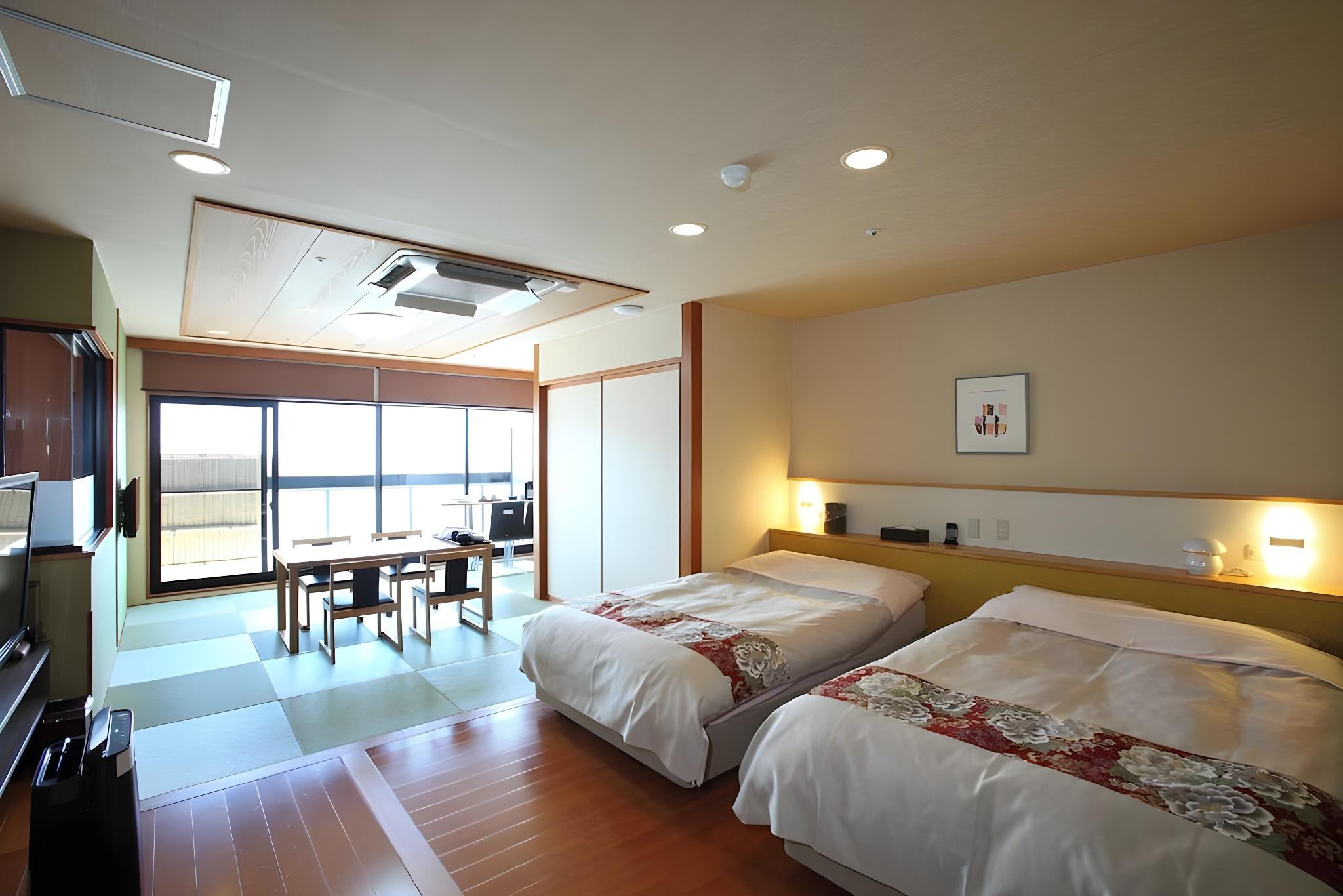 Japanese Western, Standard, Outdoor Bath