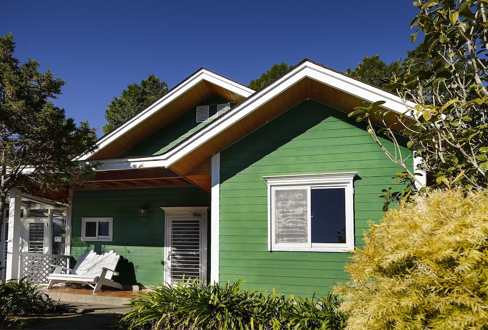 Aurora Villa 2/50