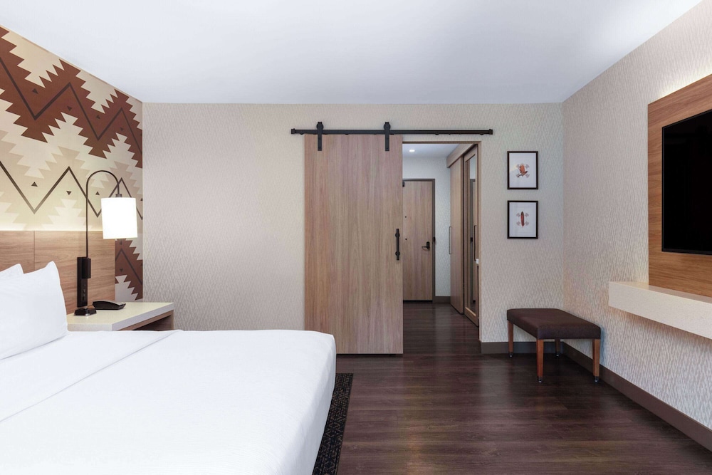 Wyndham Garden Redwood Valley/Ukiah 6/50