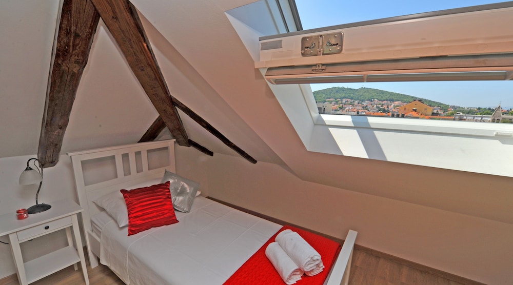 Nirvana Luxury Rooms 51/82