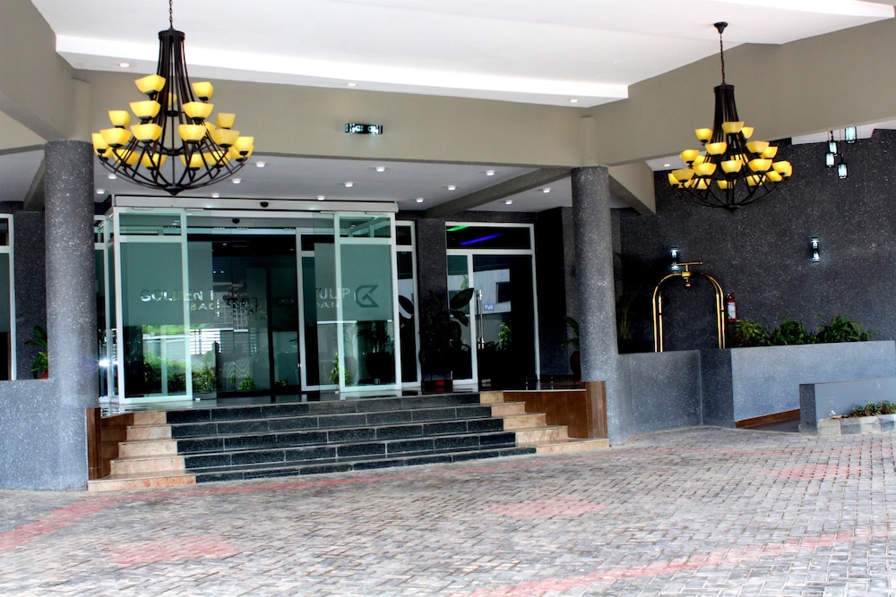 Golden Tulip Ibadan 6/35
