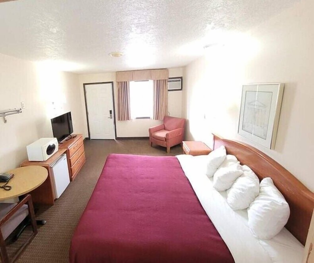 Western Inn 7/25