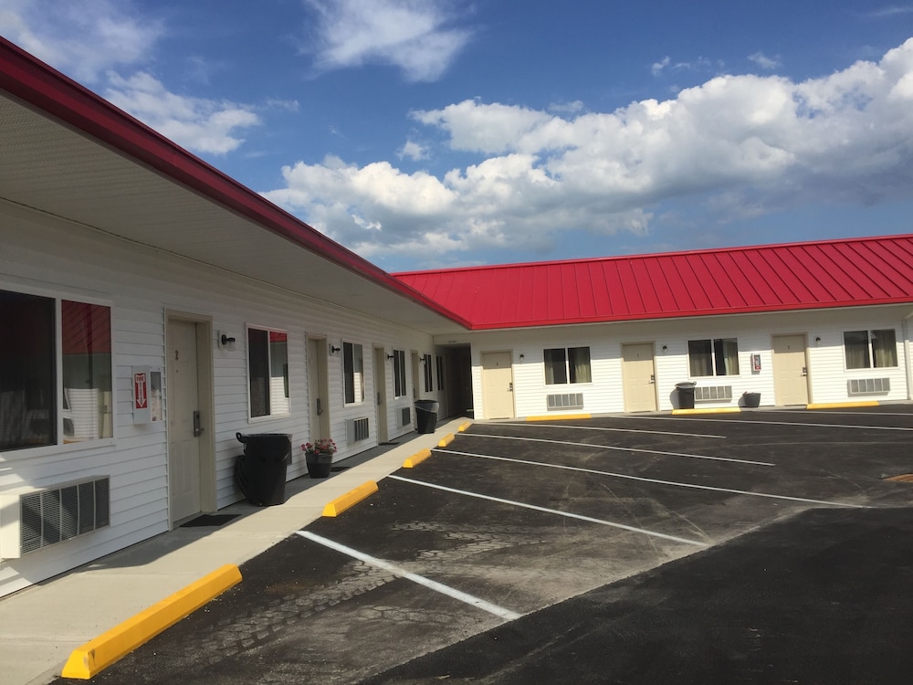 Apple Inn And Suites 43/50