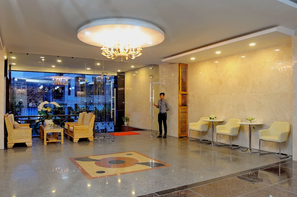 Full House Hotel 50/66