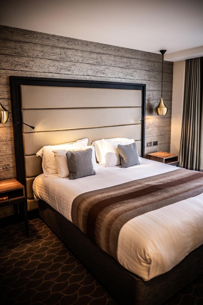 STANDARD, DOUBLE BED