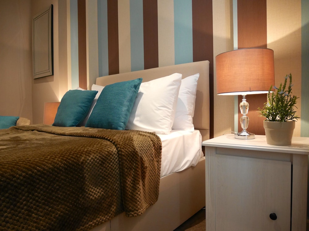 RAVNA GORA HOTEL 35/67