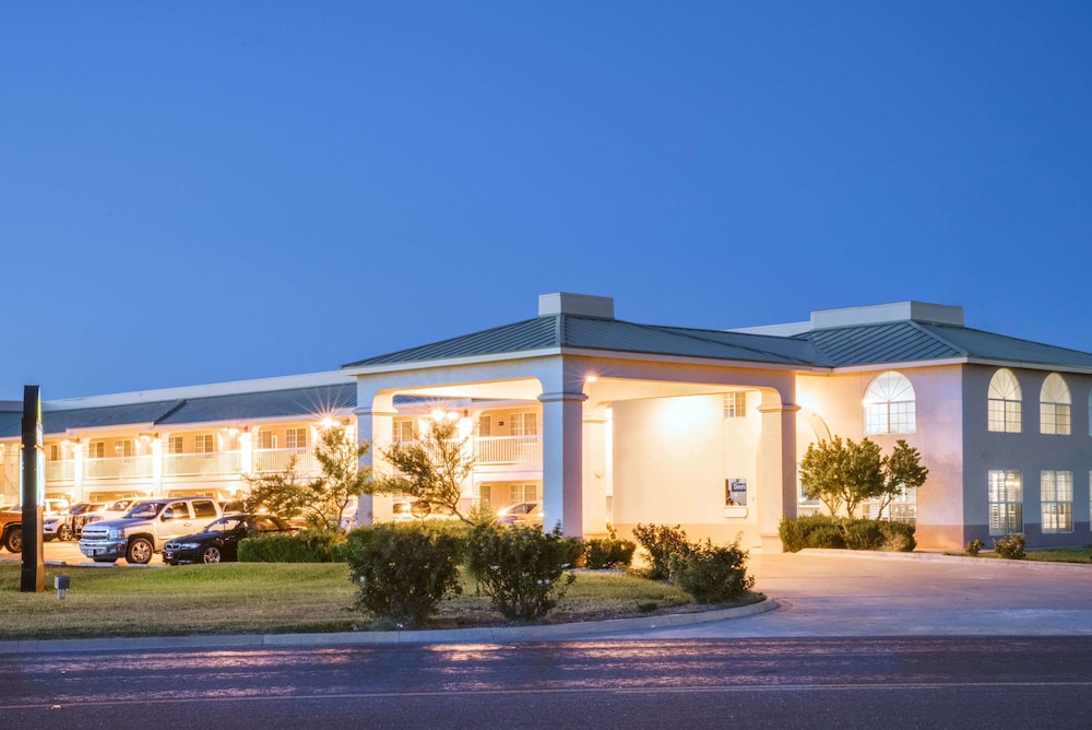 Days Inn by Wyndham Fort Stockton 3/17