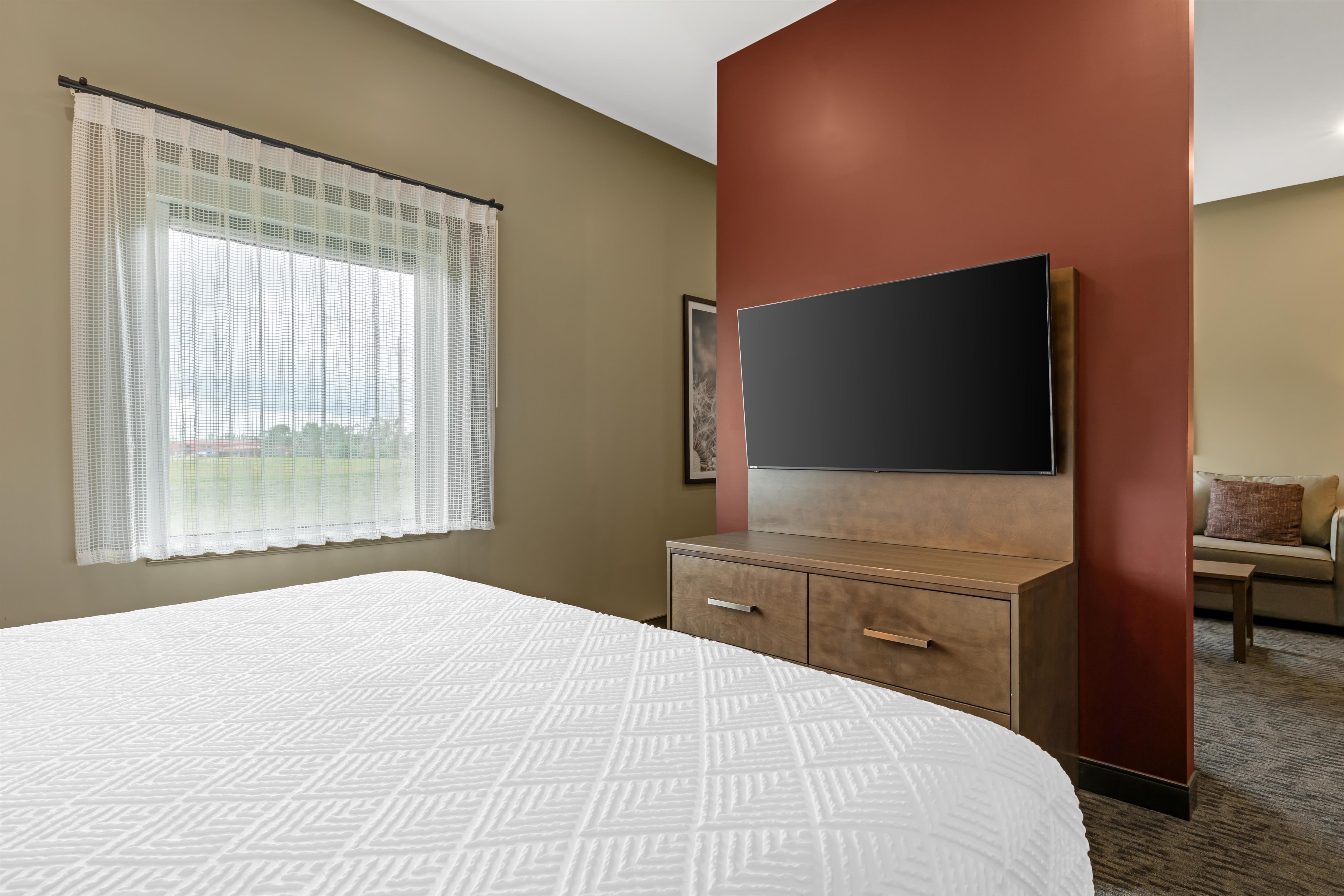 Suite, King Bed