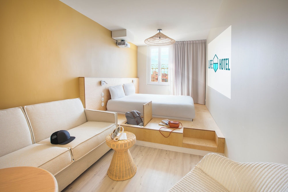 Life Hotel Marseille 7/24
