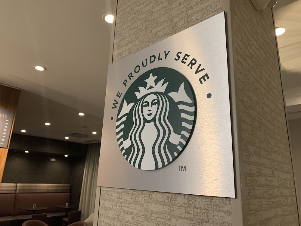 Courtyard by Marriott East Lansing Okemos 19/41