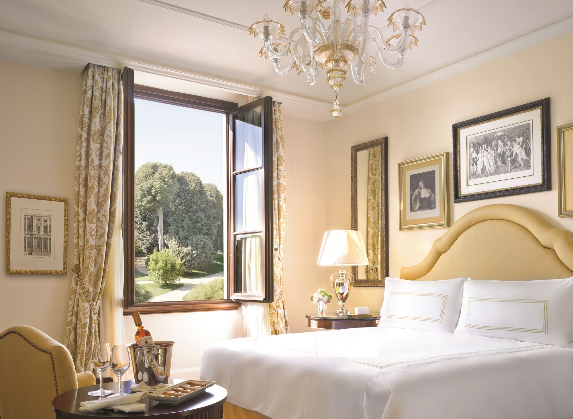 STANDARD, TWIN BEDS