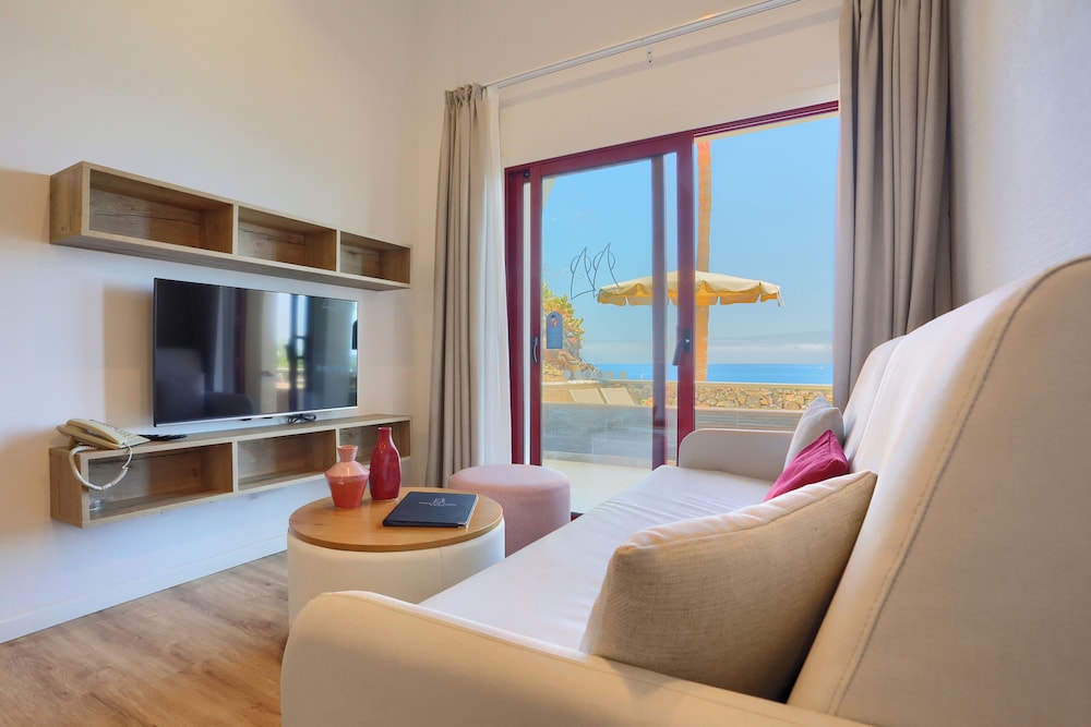 Apartamentos Atalaya de Jandía by LIVVO 35/50